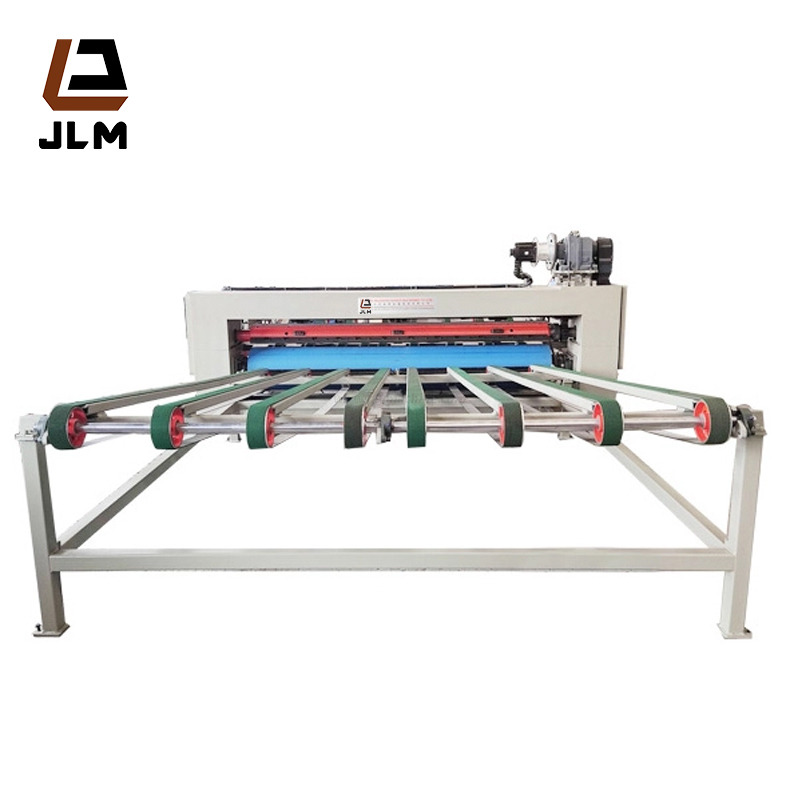 Veneer cross cutting machine